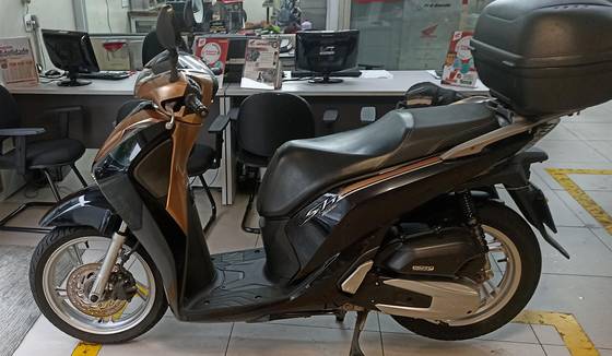HONDA SH 150i DLX 